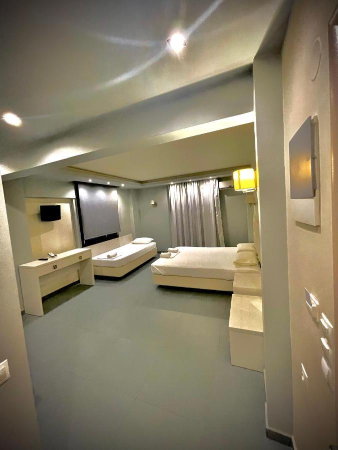 Blue Sea Boutique Apartments Olympiakí Aktí Extérieur photo